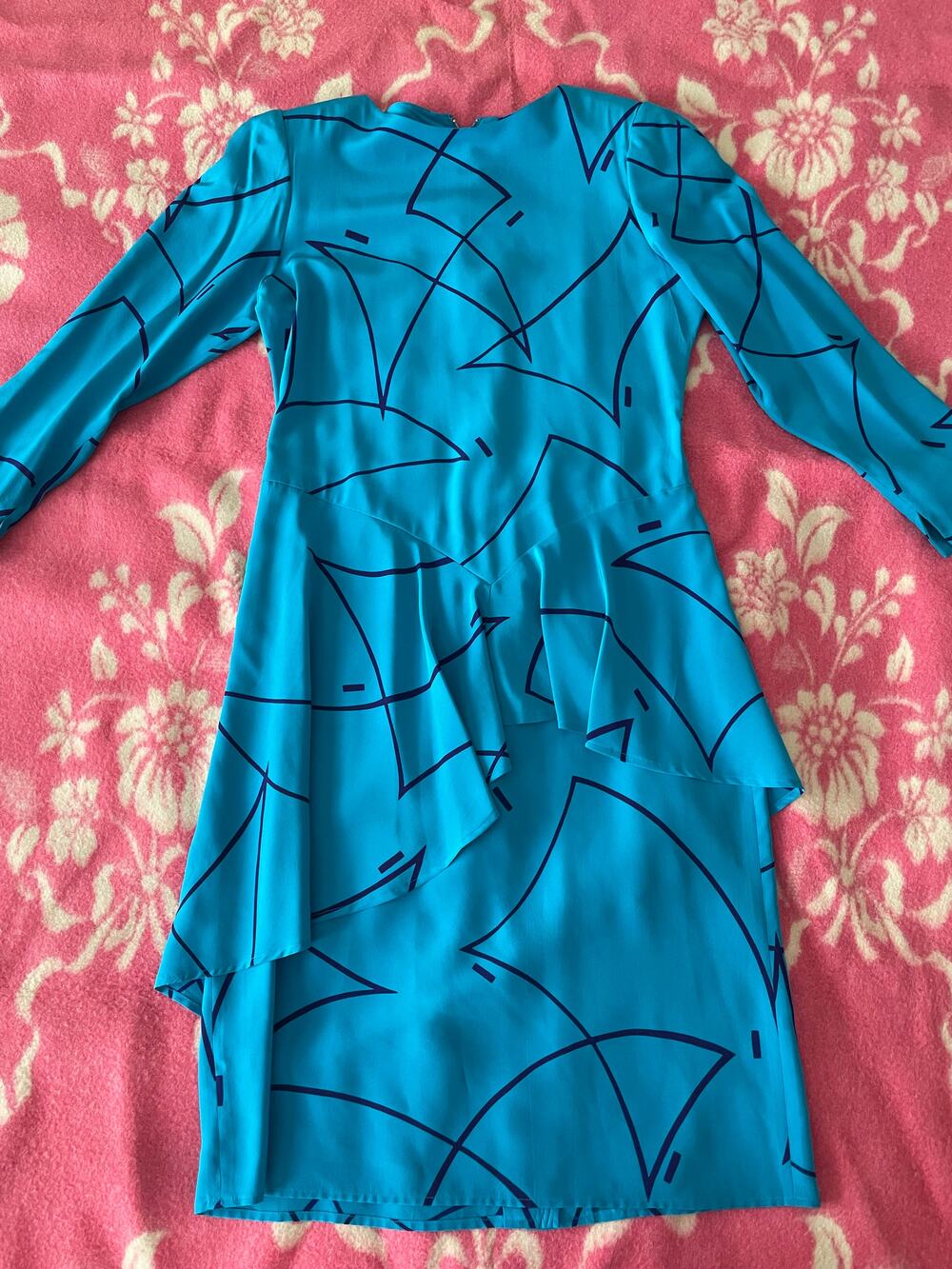 Vtg. 80s Blue abstract print long drop waist sleeve dress retro glam